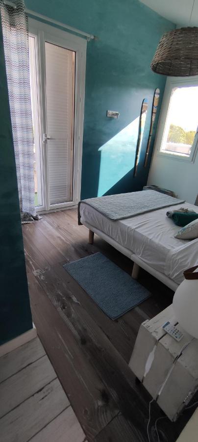 Suite Avec Tropezienne Vue Mer 耶尔 外观 照片